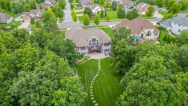 9385 Julia Drive, St. John, IN 46373