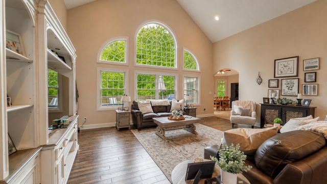 9385 Julia Drive, St. John, IN 46373