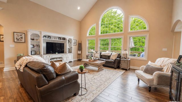 9385 Julia Drive, St. John, IN 46373