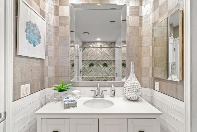 52 Hilton Head Drive, Rancho Mirage, CA 92270