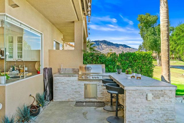 52 Hilton Head Drive, Rancho Mirage, CA 92270