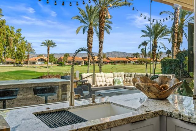 52 Hilton Head Drive, Rancho Mirage, CA 92270