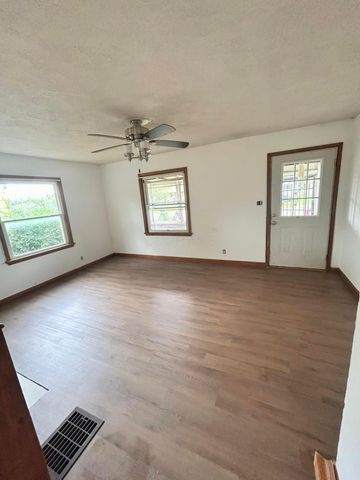 2006 Linwood Avenue, Columbus, OH 43207