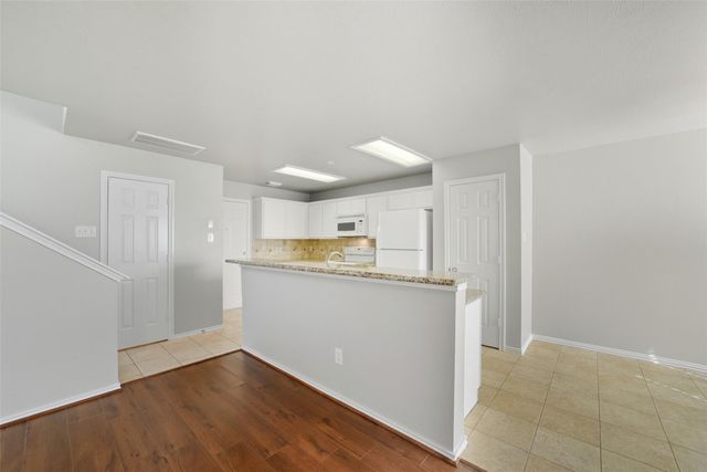 79 N Walden Elms Circle, The Woodlands, TX 77382