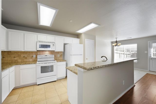 79 N Walden Elms Circle, The Woodlands, TX 77382