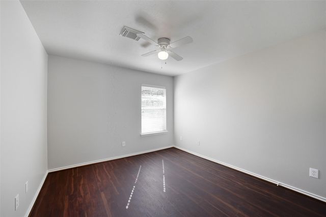 79 N Walden Elms Circle, The Woodlands, TX 77382