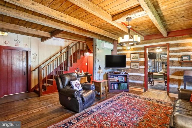 45 COUGAR HOLLOW RD, Romney, WV 26757