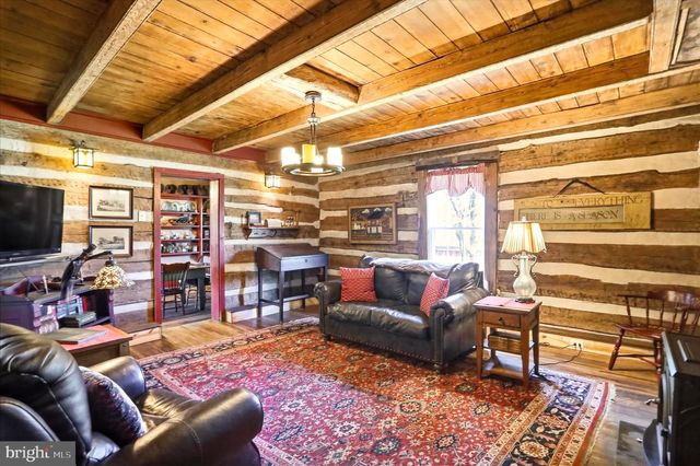 45 COUGAR HOLLOW RD, Romney, WV 26757