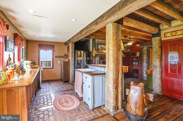45 COUGAR HOLLOW RD, Romney, WV 26757