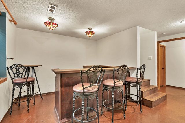 2238 N Amarado St, Wichita, KS 67205