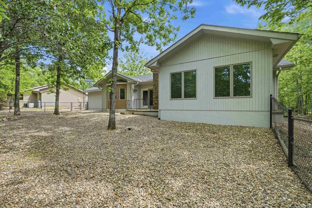 9 Huesca Lane, Hot Springs Village, AR 71909