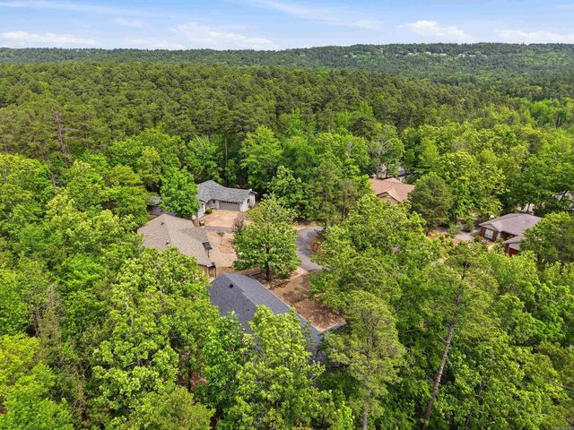 9 Huesca Lane, Hot Springs Village, AR 71909