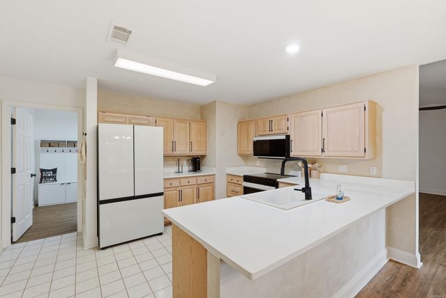 9 Huesca Lane, Hot Springs Village, AR 71909