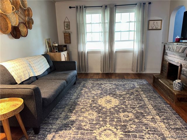 10 Orchard Place, Lackawanna, NY 14218