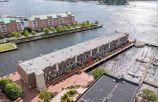 401 College Pl Apt 17, Norfolk, VA 23510