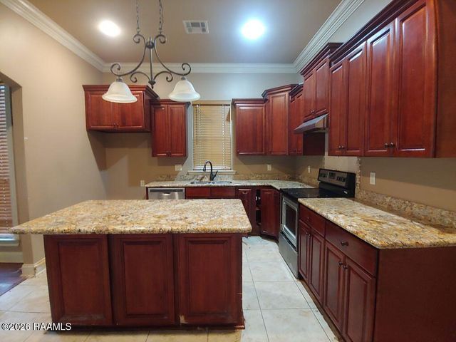 1104 E Alexander Street, Lafayette, LA 70501