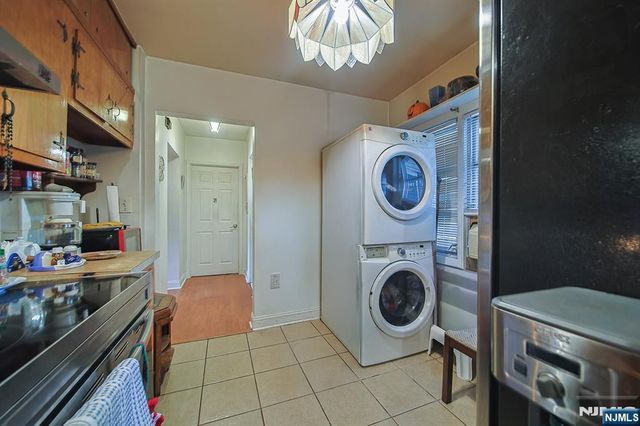 1003 Cumbermeade Road, Fort Lee, NJ 07024