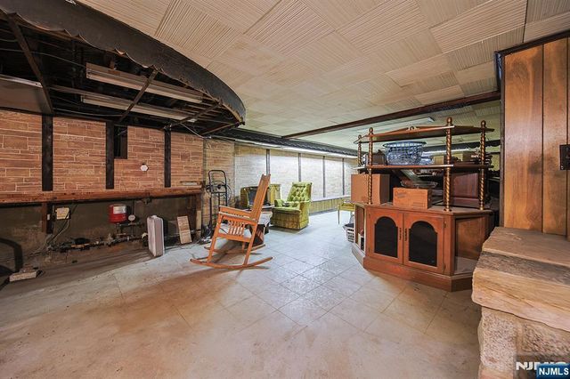 1003 Cumbermeade Road, Fort Lee, NJ 07024
