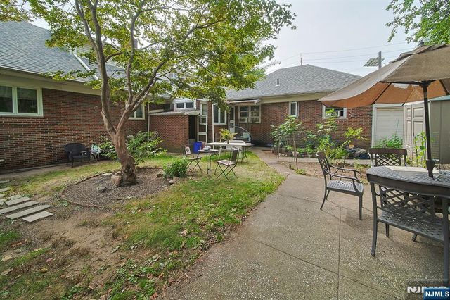 1003 Cumbermeade Road, Fort Lee, NJ 07024