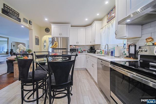 1003 Cumbermeade Road, Fort Lee, NJ 07024