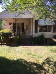 10 Edwards Street, Greenville, SC 29609