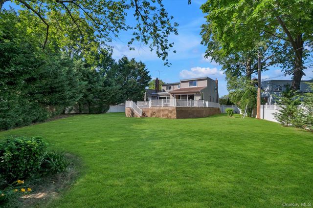 16 Walnut Road, East Rockaway, NY 11518