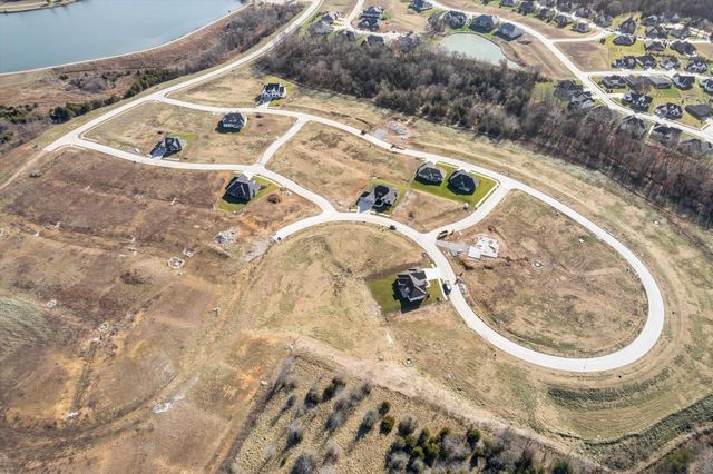 2621 EASLEY CABIN CIR, Columbia, MO 65201