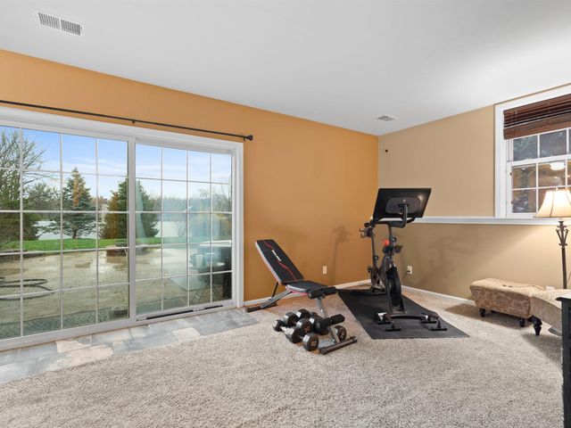 2656 Calaveras Drive, Valparaiso, IN 46385