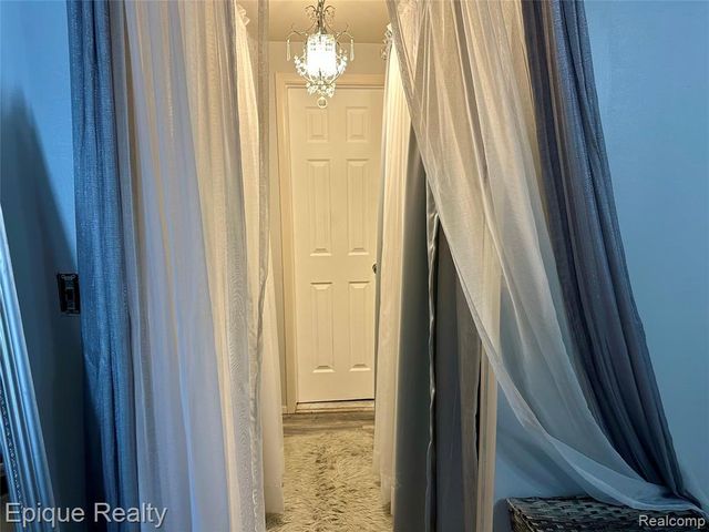 29161 Village Road, Southfield, MI 48034