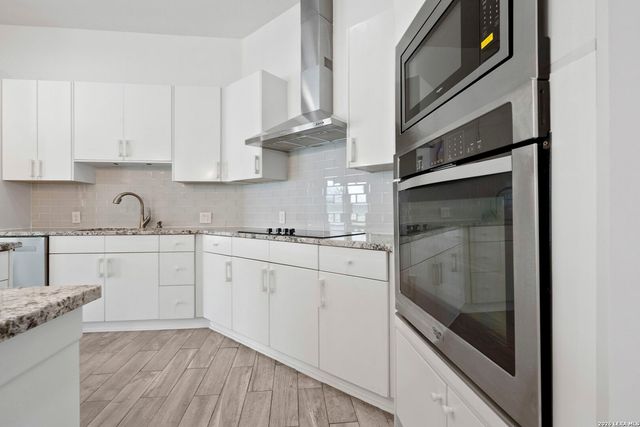 1303 SUMMERFIELD, San Antonio, TX 78258