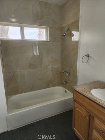 232 E Fredricks, Barstow, CA 92311