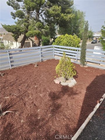 232 E Fredricks, Barstow, CA 92311