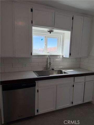 232 E Fredricks, Barstow, CA 92311