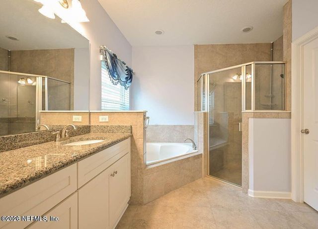 15736 SPOTTED SADDLE Circle, Jacksonville, FL 32218