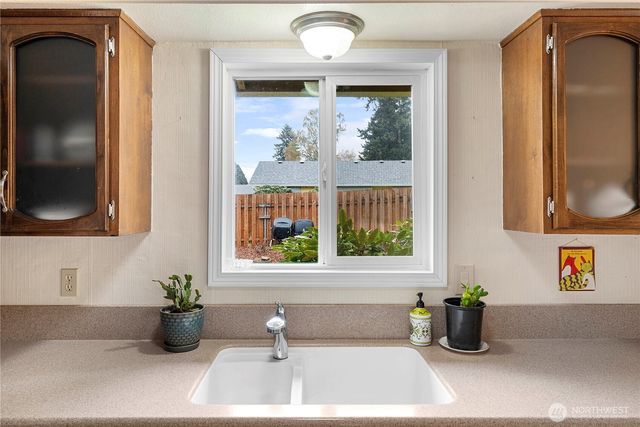 10517 NW 29th Avenue, Vancouver, WA 98685