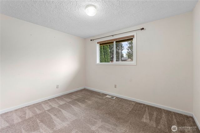 10517 NW 29th Avenue, Vancouver, WA 98685