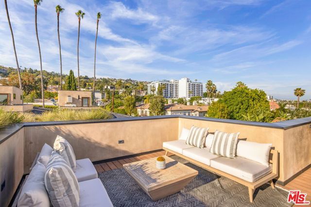 917 Hilldale Avenue, West Hollywood, CA 90069