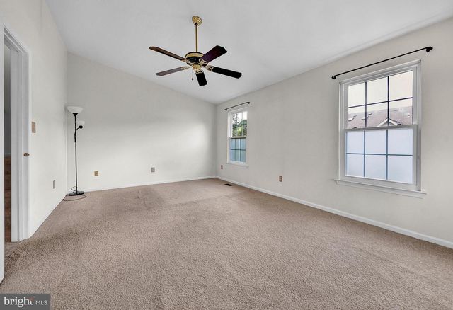 8006 SPRUCE MILL DR, Yardley, PA 19067