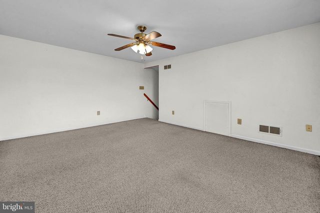 8006 SPRUCE MILL DR, Yardley, PA 19067
