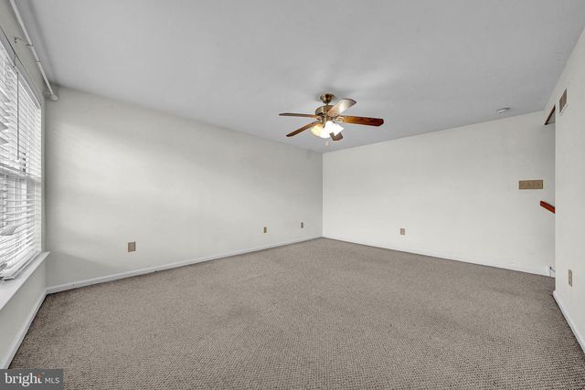 8006 SPRUCE MILL DR, Yardley, PA 19067