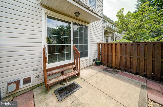 8006 SPRUCE MILL DR, Yardley, PA 19067