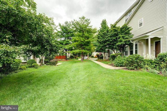8006 SPRUCE MILL DR, Yardley, PA 19067