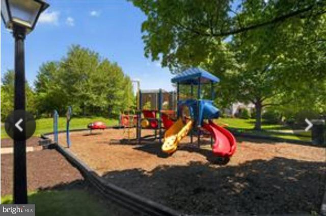 8006 SPRUCE MILL DR, Yardley, PA 19067
