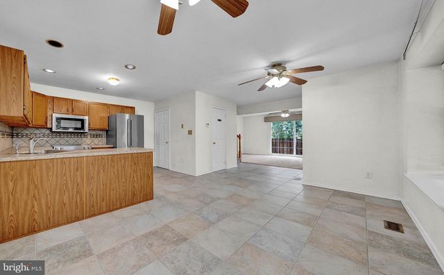 8006 SPRUCE MILL DR, Yardley, PA 19067