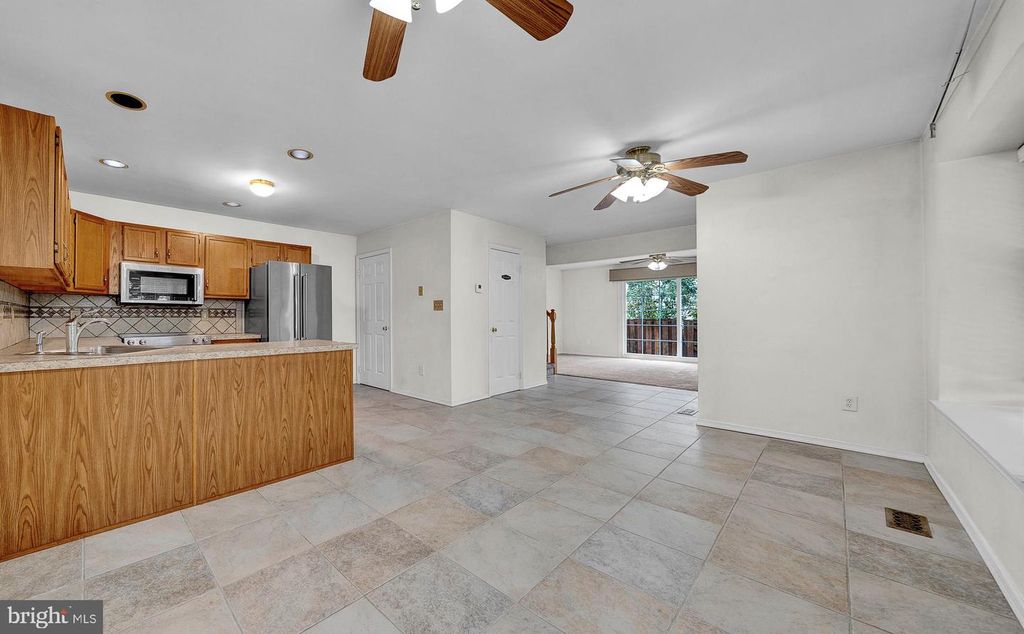 8006 SPRUCE MILL DR, YARDLEY, PA 19067 — photo 5