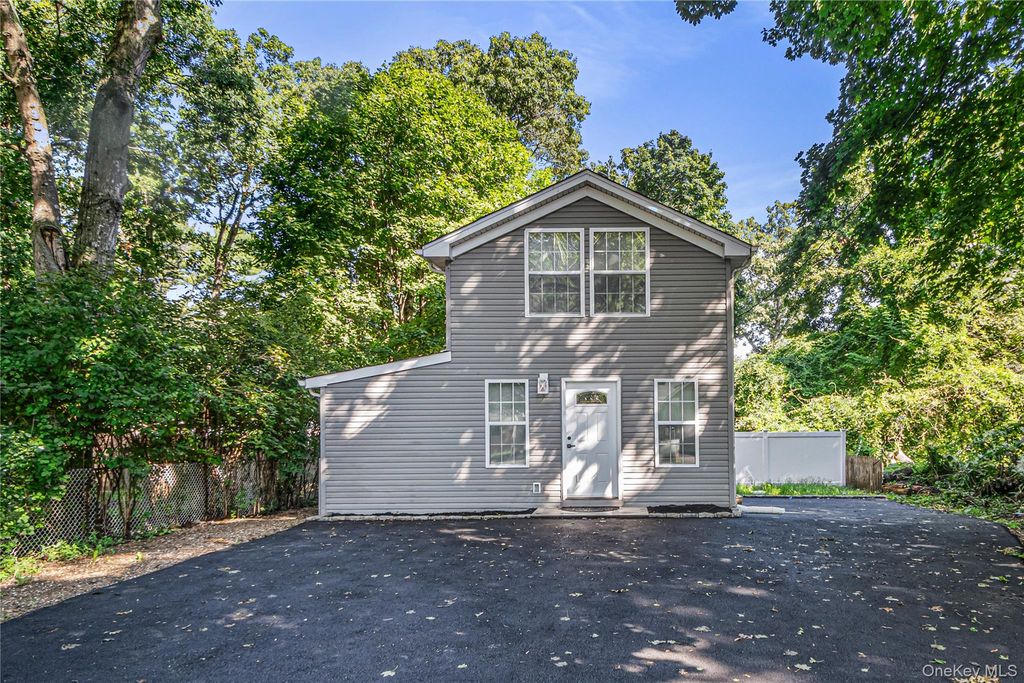 155 Moriches Avenue, Mastic, NY 11950