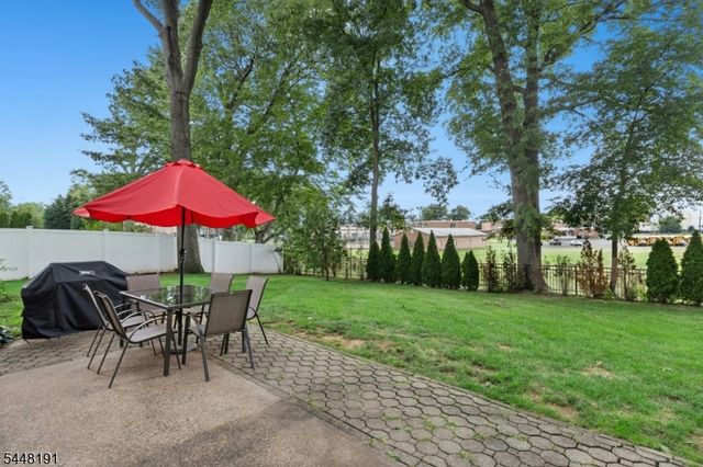 52 GRAND STREET, Clark Twp., NJ 07066