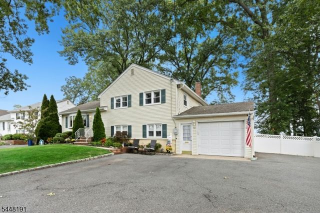 52 GRAND STREET, Clark Twp., NJ 07066