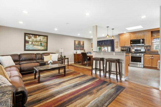 52 GRAND STREET, Clark Twp., NJ 07066
