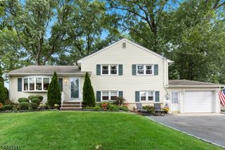 52 GRAND STREET, Clark Twp., NJ 07066